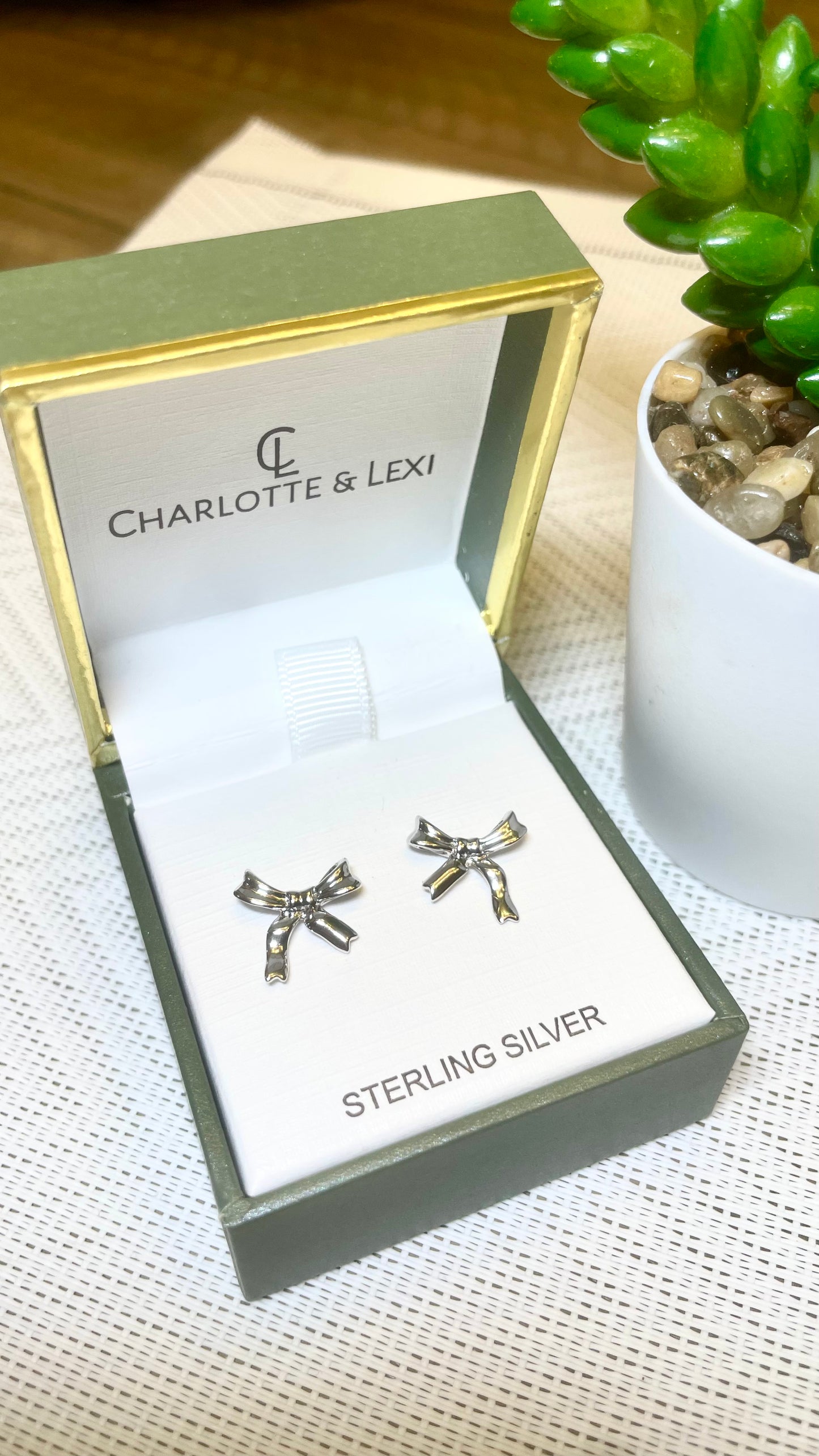 Aretes Charlotte & Lexi Moños de Sterling Silver