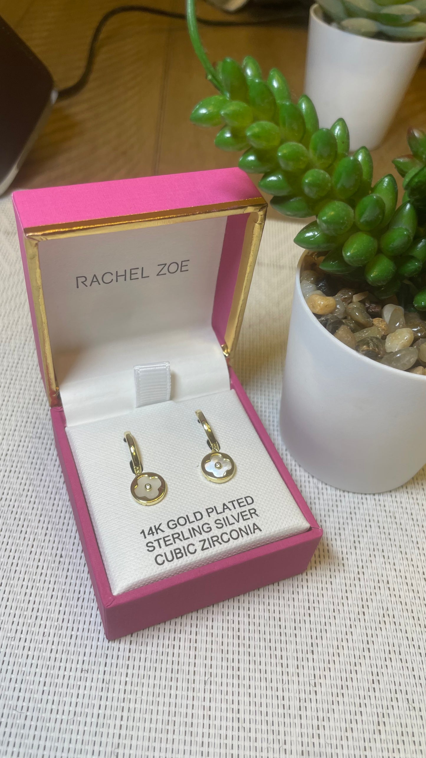 Aretes recubiertos en oro de 14K Sterlin Silver con zirconia cúbica